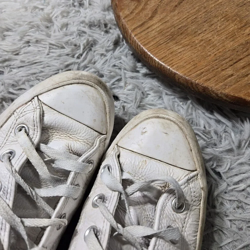 Converse Chuck Taylor Womens Size 8 White Leather Lug Sole Ankle Boots Sneakers